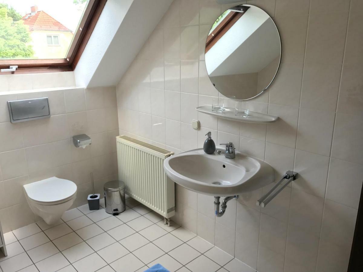 Lokal Genial Pension & Restaurant Beelitz Buitenkant foto